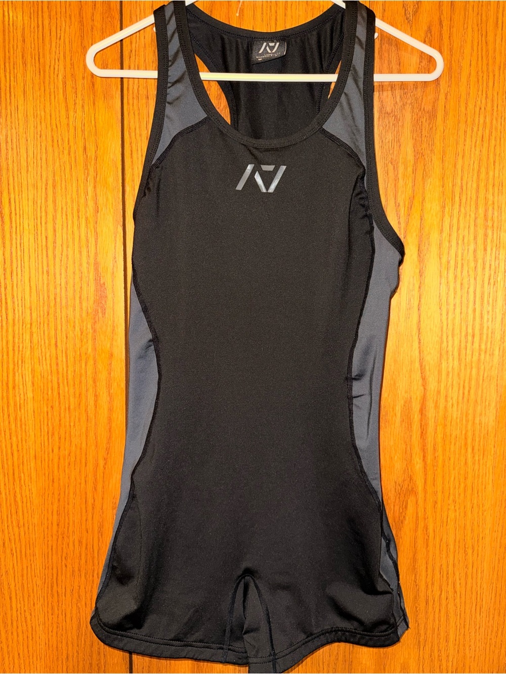 A7 Luno Powerlifting Singlet — Women’s Large — Shadow Stone